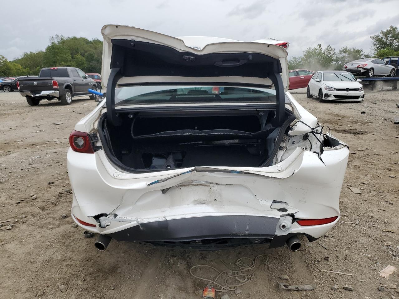 Mazda 3 Select Image 5