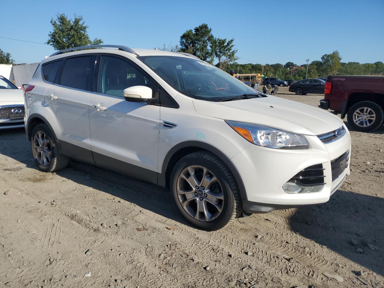 Ford Escape Titanium Image 4