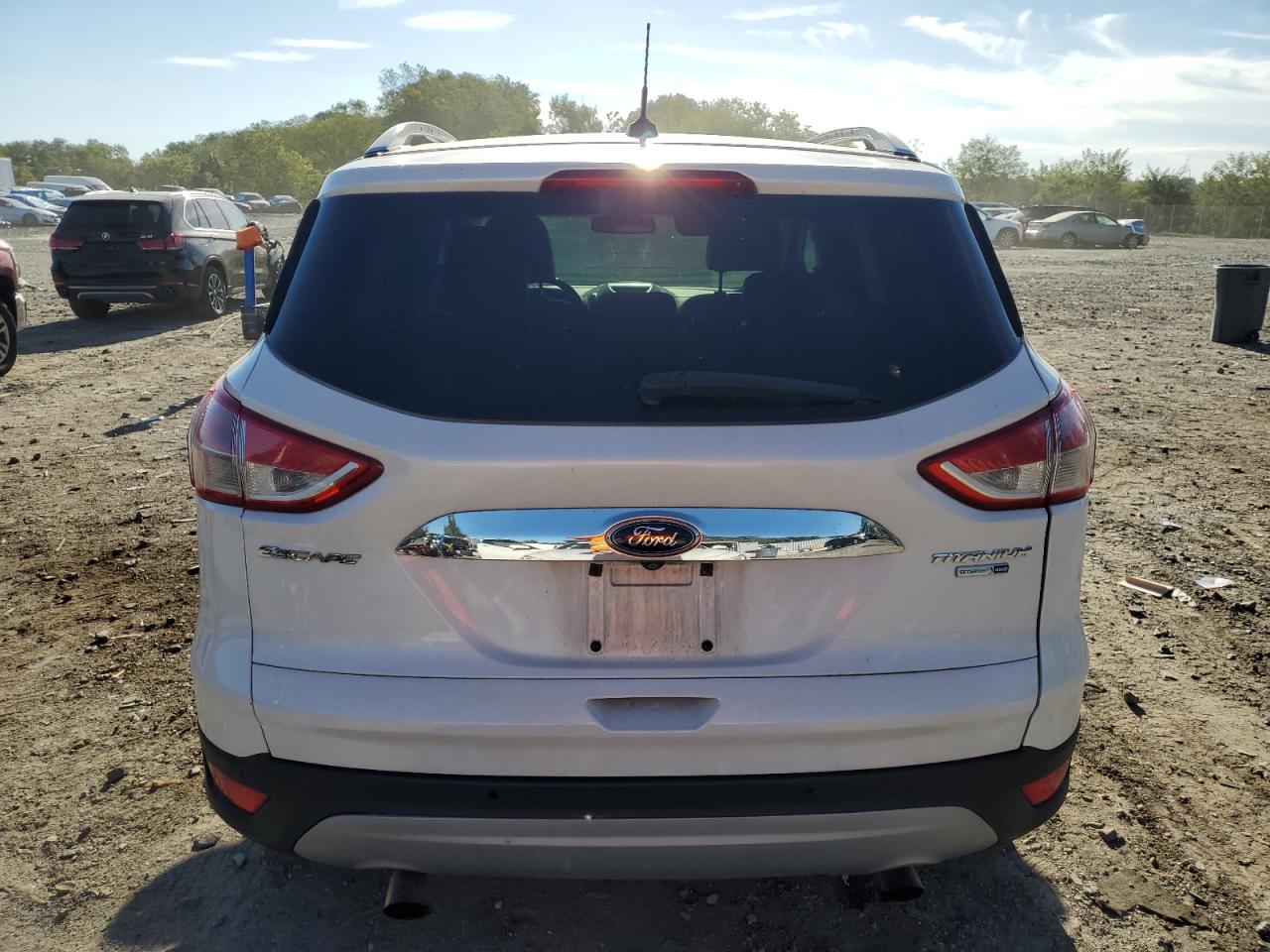 Ford Escape Titanium Image 6