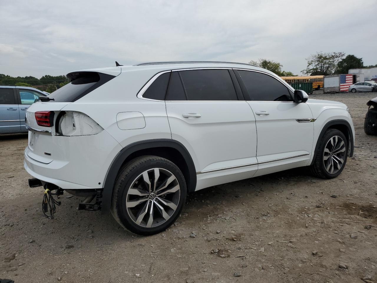 Volkswagen Atlas Sel Premium R-line Image 4