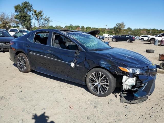 Toyota Camry L Image 3