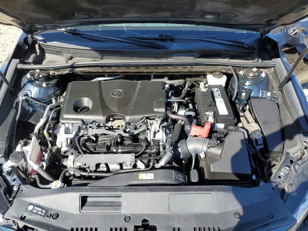 Toyota Camry L Image 11