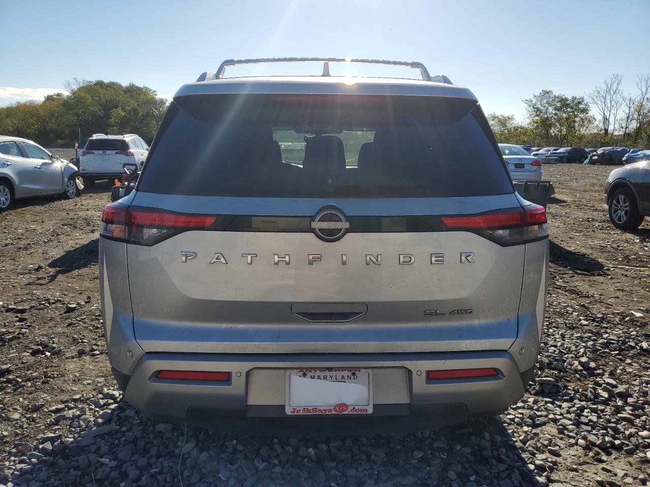 Nissan Pathfinder Sl Image 6