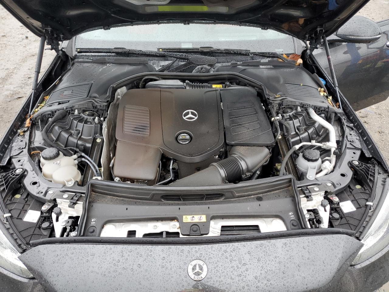 Mercedes-Benz C-Class 300 4matic Image 12