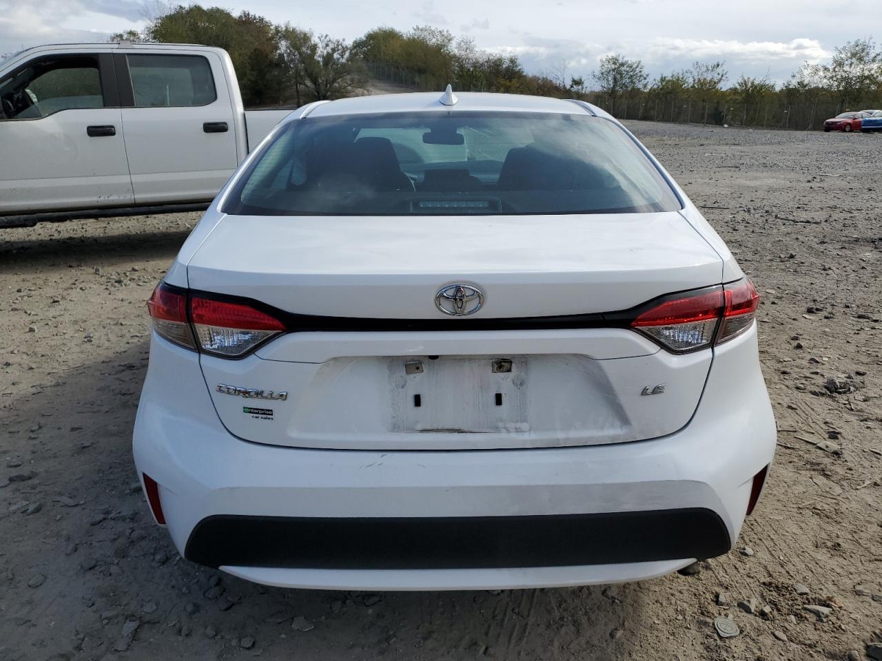 Toyota Corolla Le Image 10