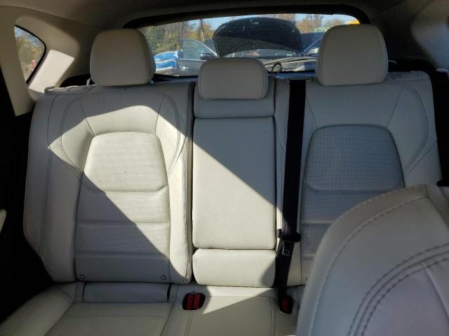 Mazda Cx Grand Touring Image 3