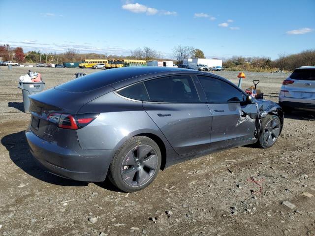 Tesla Model 3 Image 12