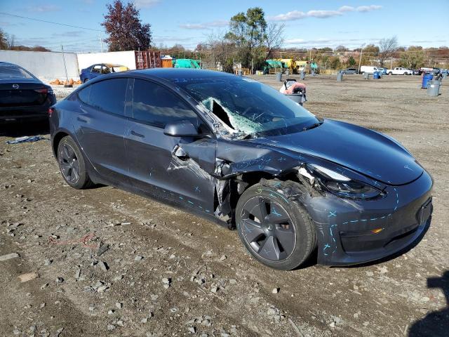 Tesla Model 3 Image 3