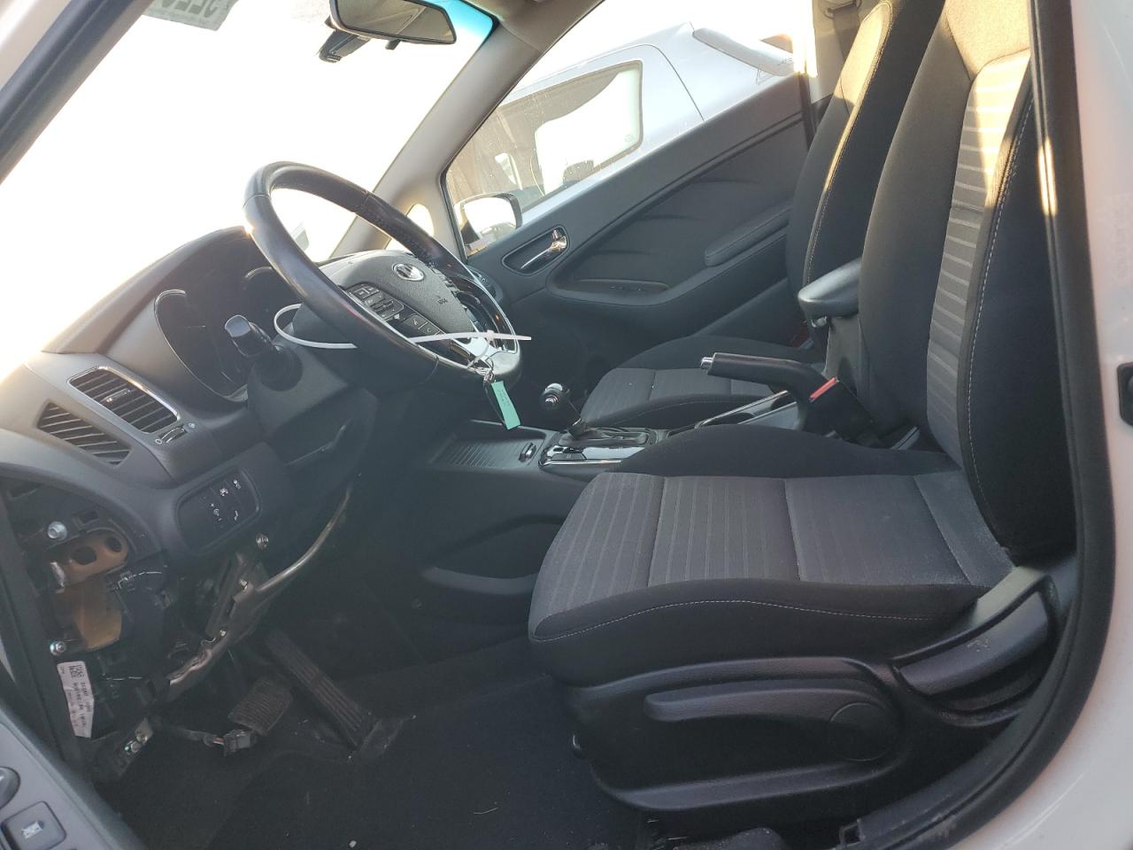 Kia Forte Lx Image 7