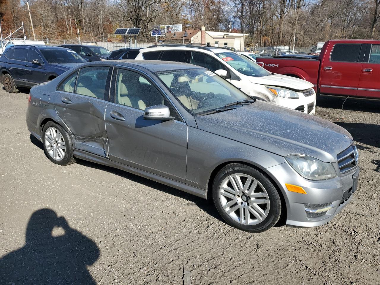 Mercedes-Benz C-Class 300 4matic Image 12