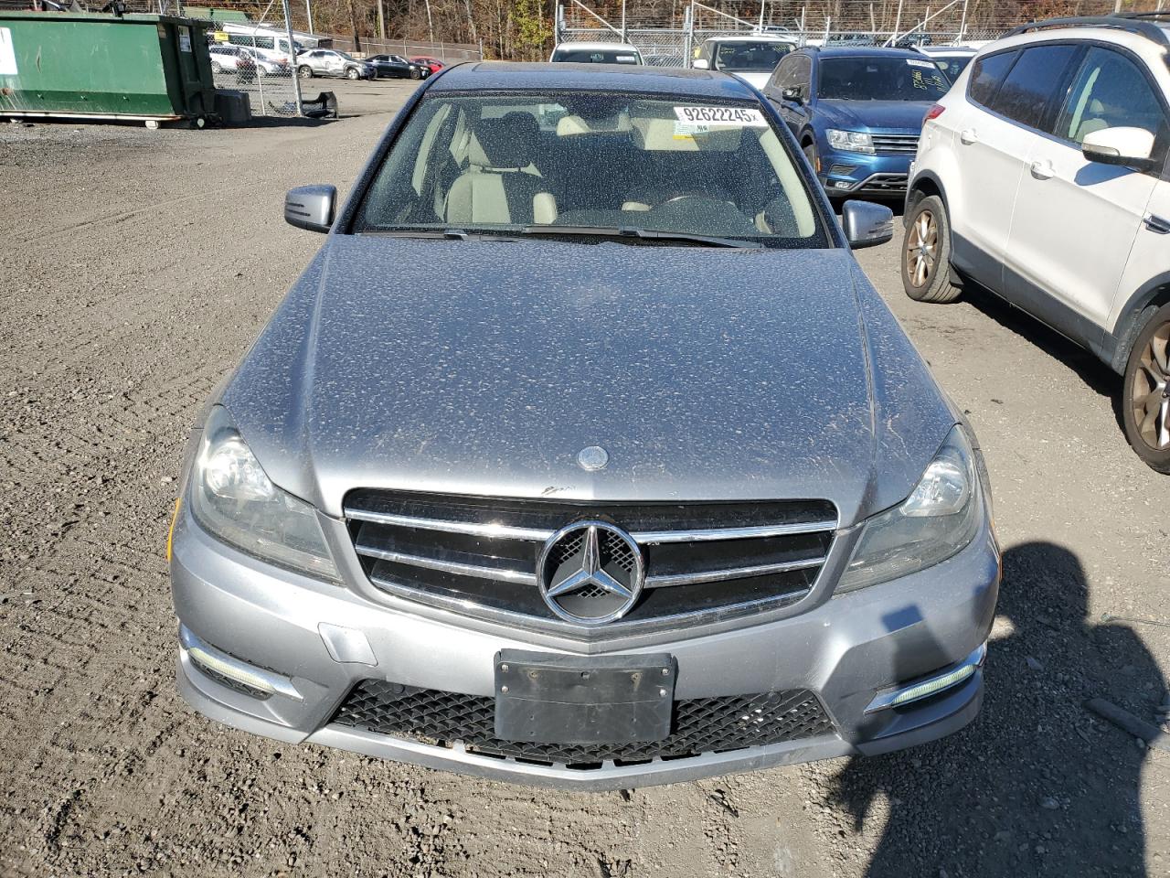 Mercedes-Benz C-Class 300 4matic Image 4
