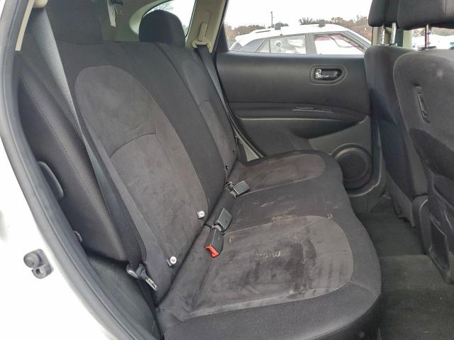 Nissan Rogue S Image 7