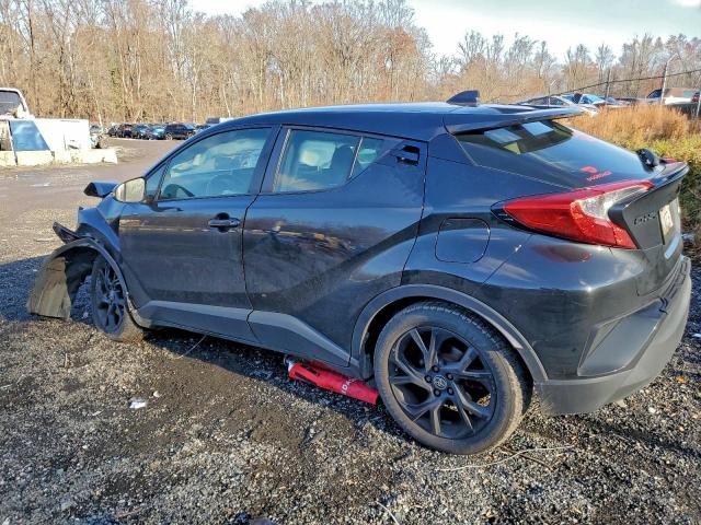 Toyota C-HR Xle Image 3