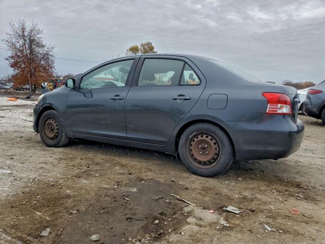 Toyota Yaris Image 8