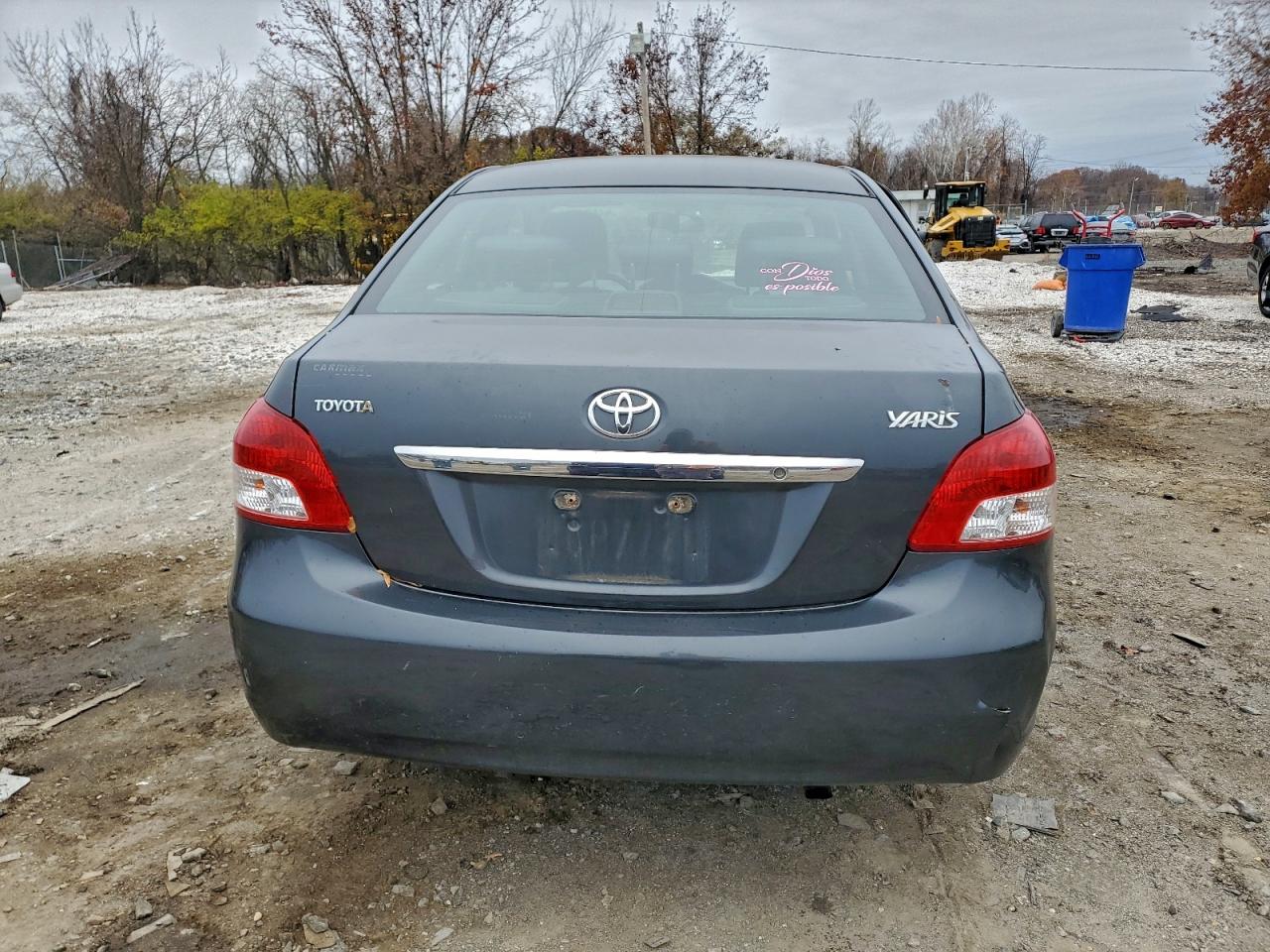 Toyota Yaris Image 3