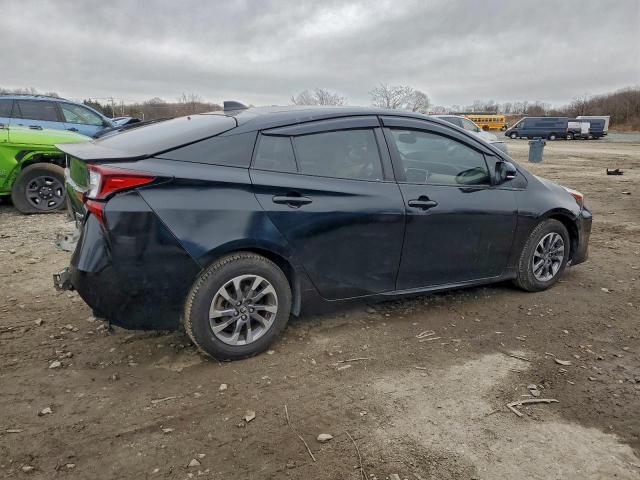 Toyota Prius Night Shade Image 3