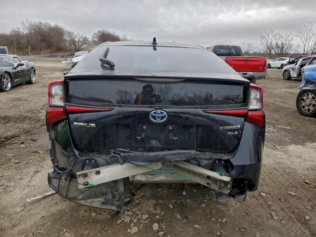 Toyota Prius Night Shade Image 8