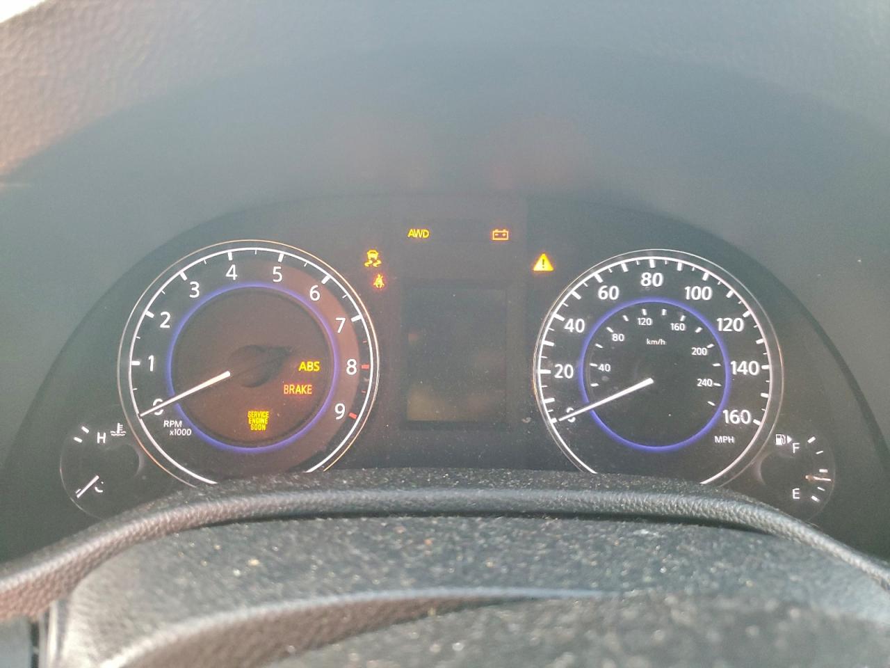 INFINITI G37 Image 10