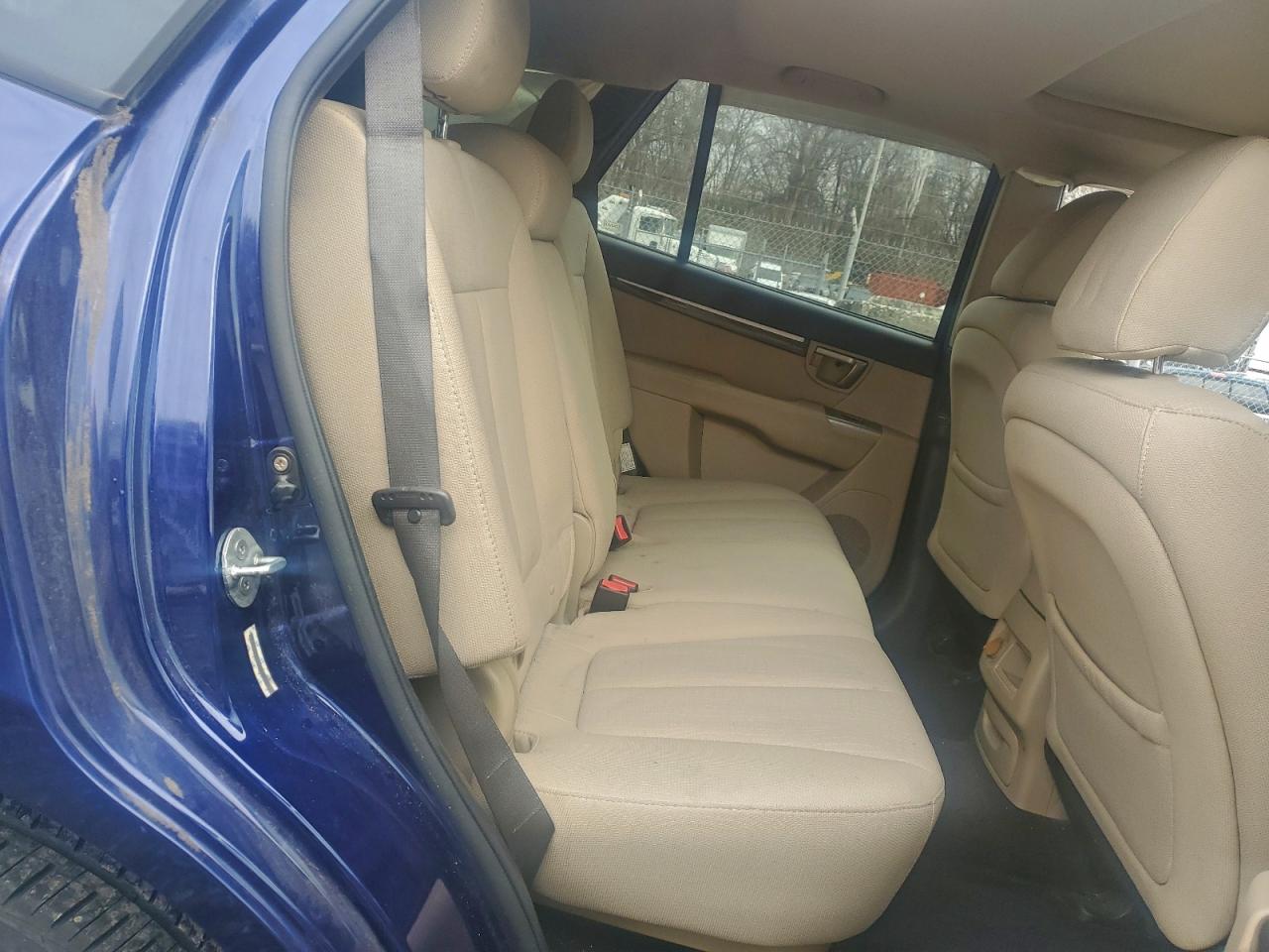 Hyundai SANTA FE Gls Image 2