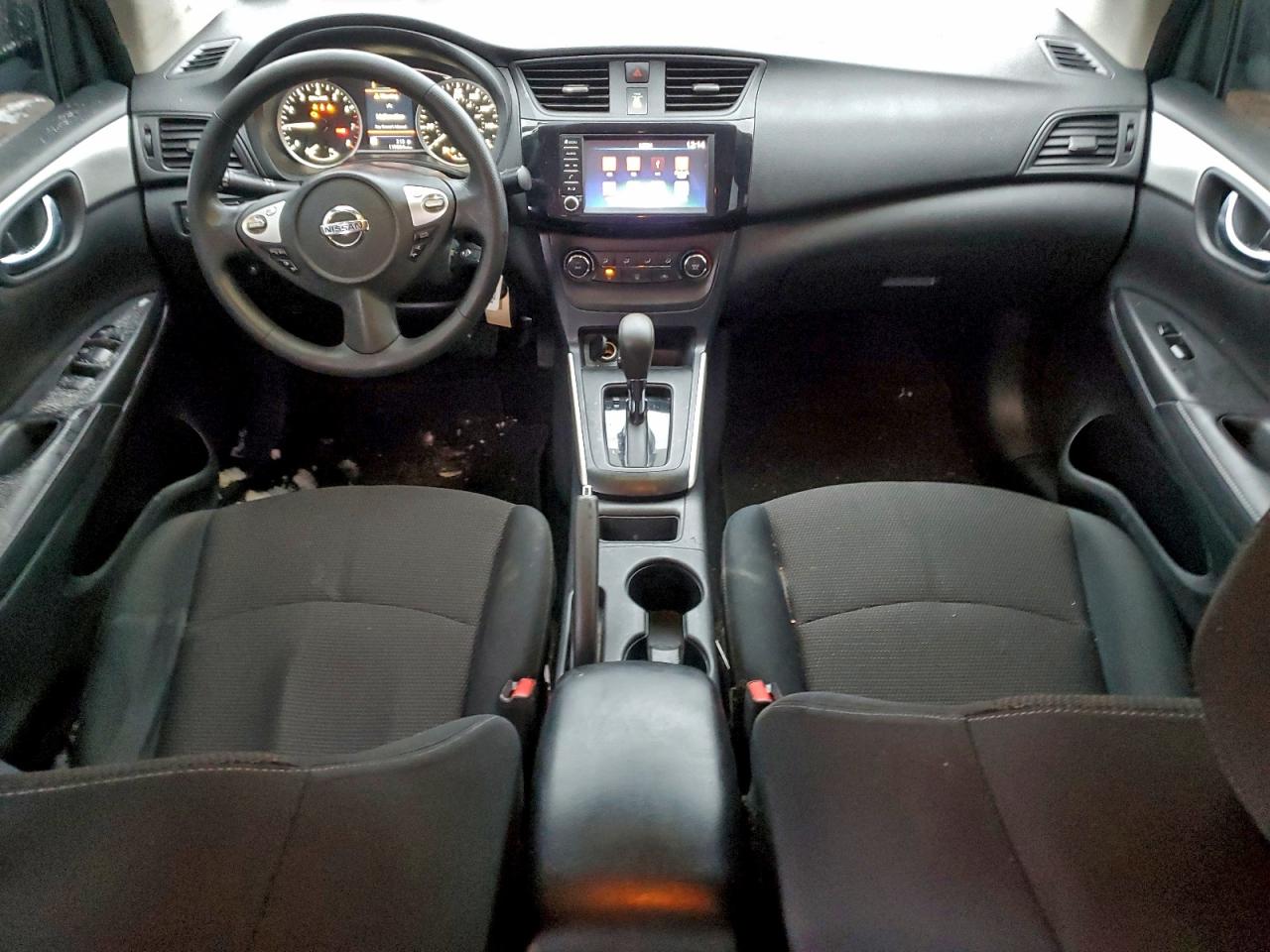 Nissan Sentra S Image 3