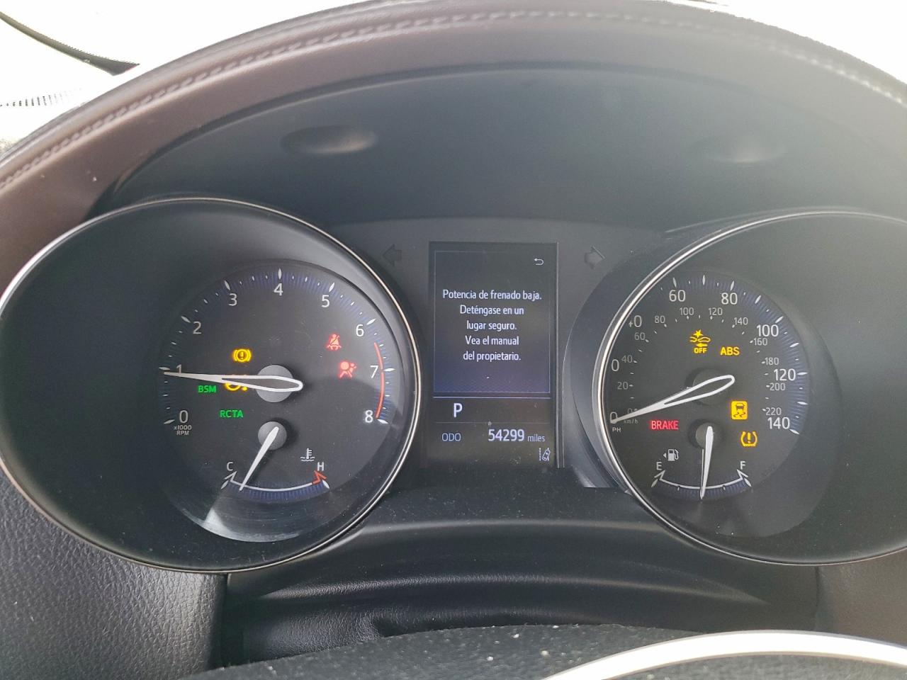 Toyota C-HR Xle Image 10