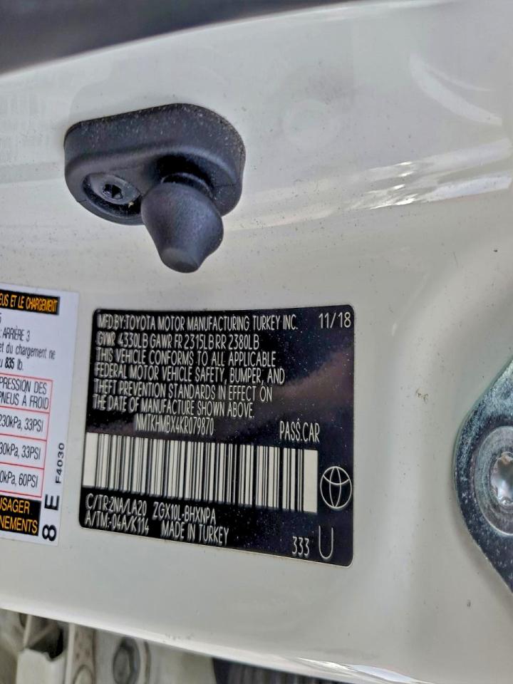 Toyota C-HR Xle Image 9