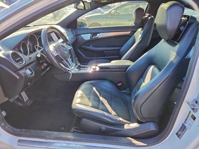 Mercedes-Benz C-Class 250 Image 10