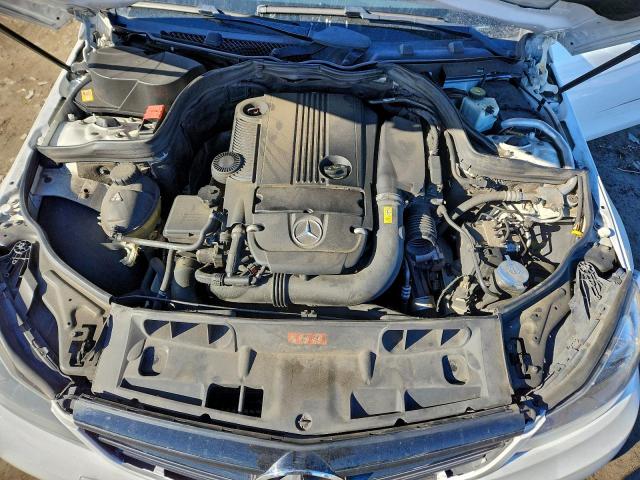Mercedes-Benz C-Class 250 Image 11