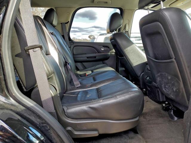 Chevrolet Tahoe C1500 Lt Image 8