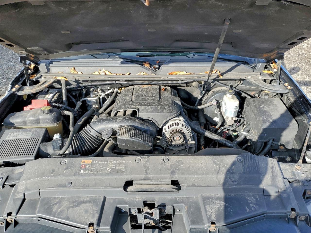 Chevrolet Tahoe C1500 Lt Image 10