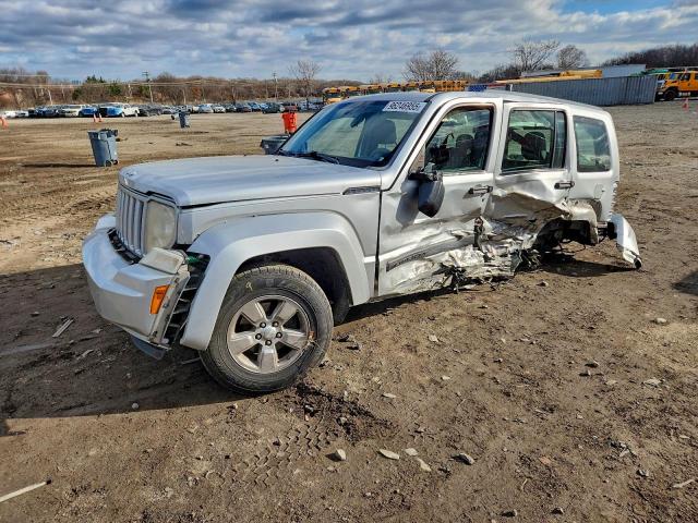  Salvage Jeep Liberty