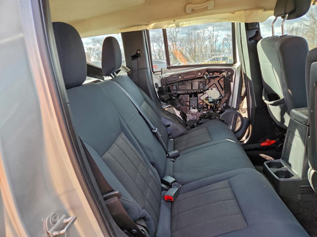 Jeep Liberty Sport Image 13