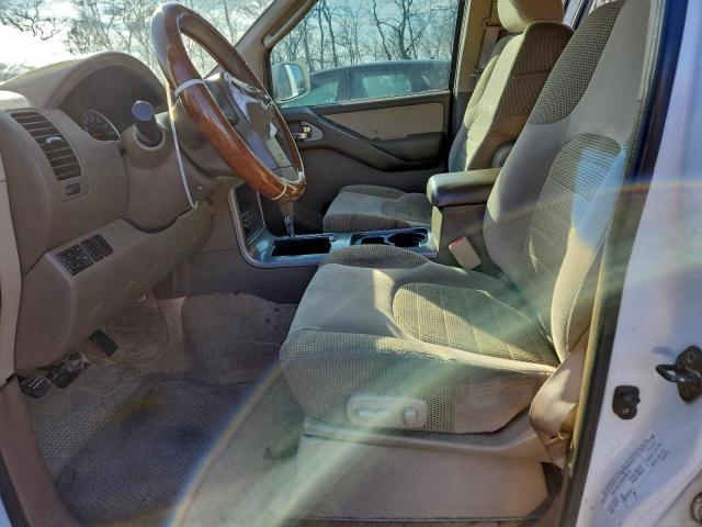 Nissan Pathfinder Le Image 5