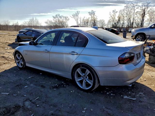 BMW 3 Series I Image 12