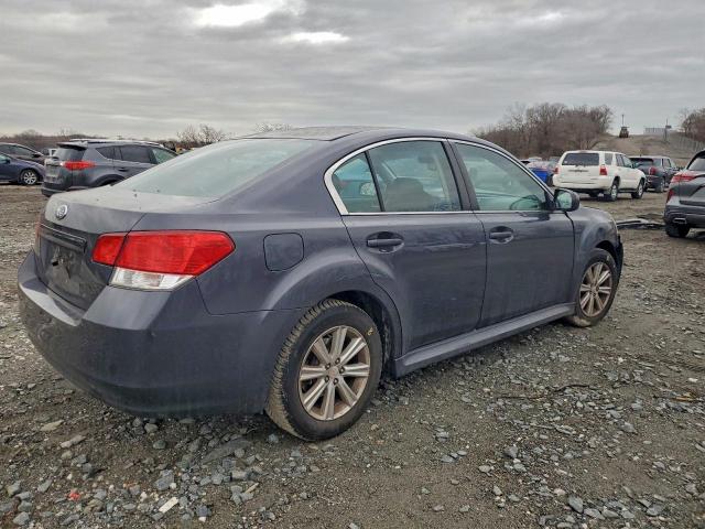 Subaru Legacy 2.5i Premium Image 2