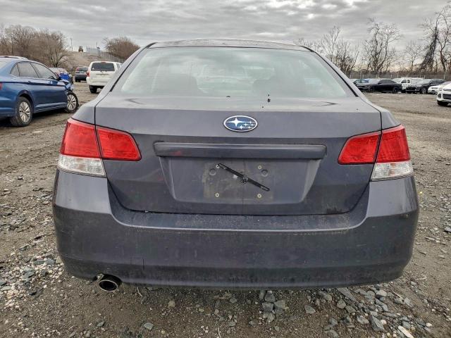 Subaru Legacy 2.5i Premium Image 3