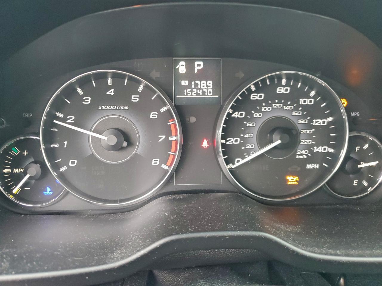 Subaru Legacy 2.5i Premium Image 10