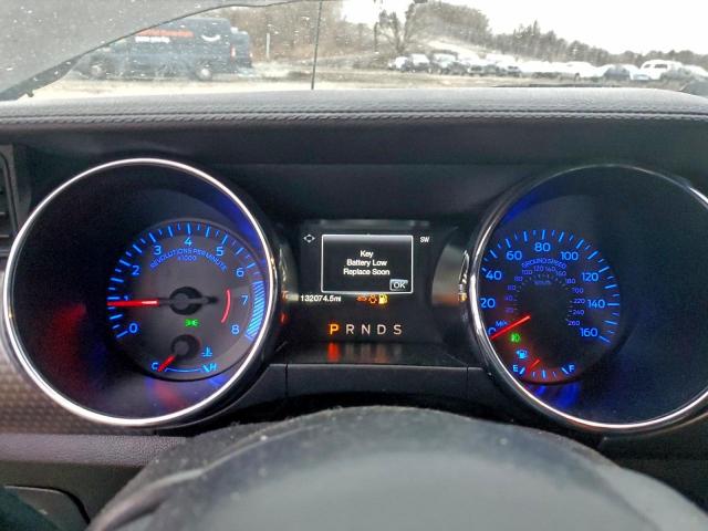 Ford Mustang Image 8