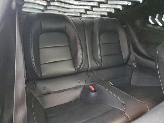 Ford Mustang Image 9