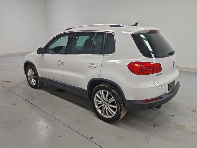 Volkswagen Tiguan S Image 5