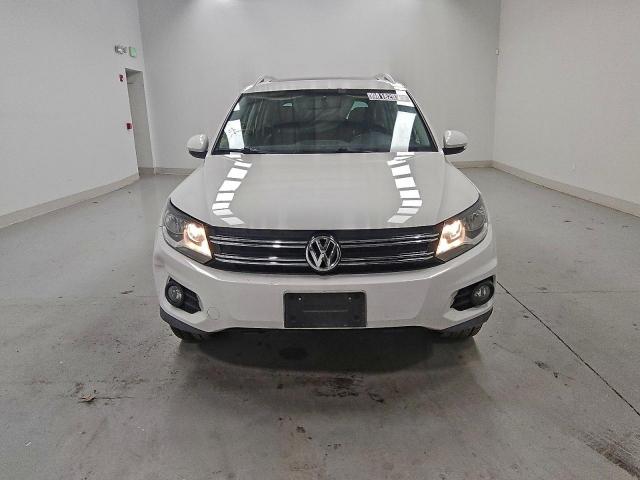 Volkswagen Tiguan S Image 3