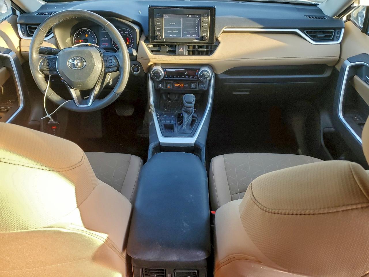 Toyota RAV4 Xle Image 5