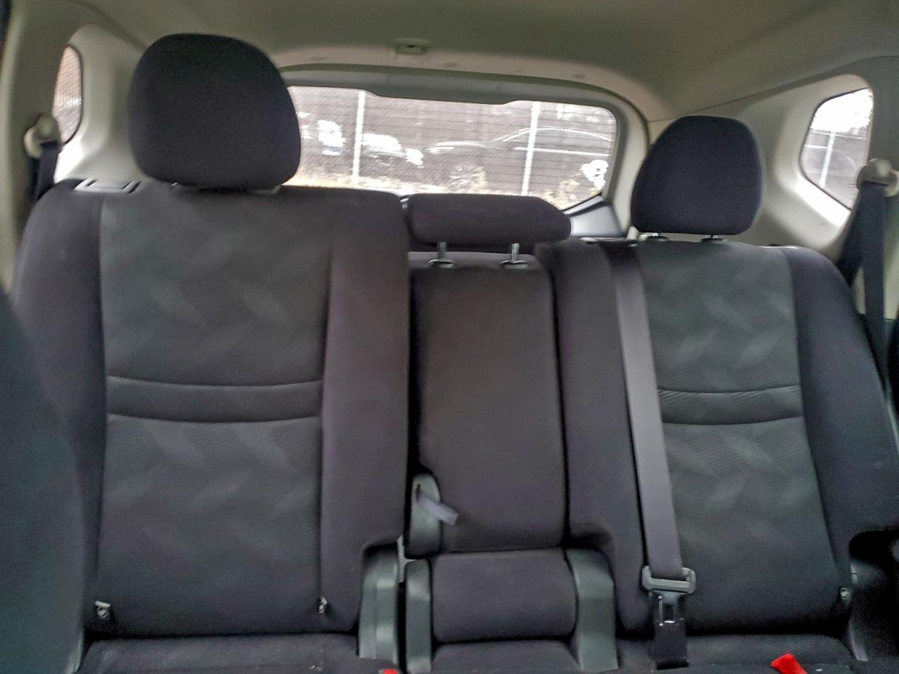 Nissan Rogue S Image 11