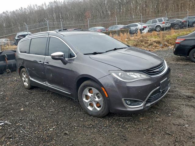 Chrysler Pacifica Hybrid Limited Image 5