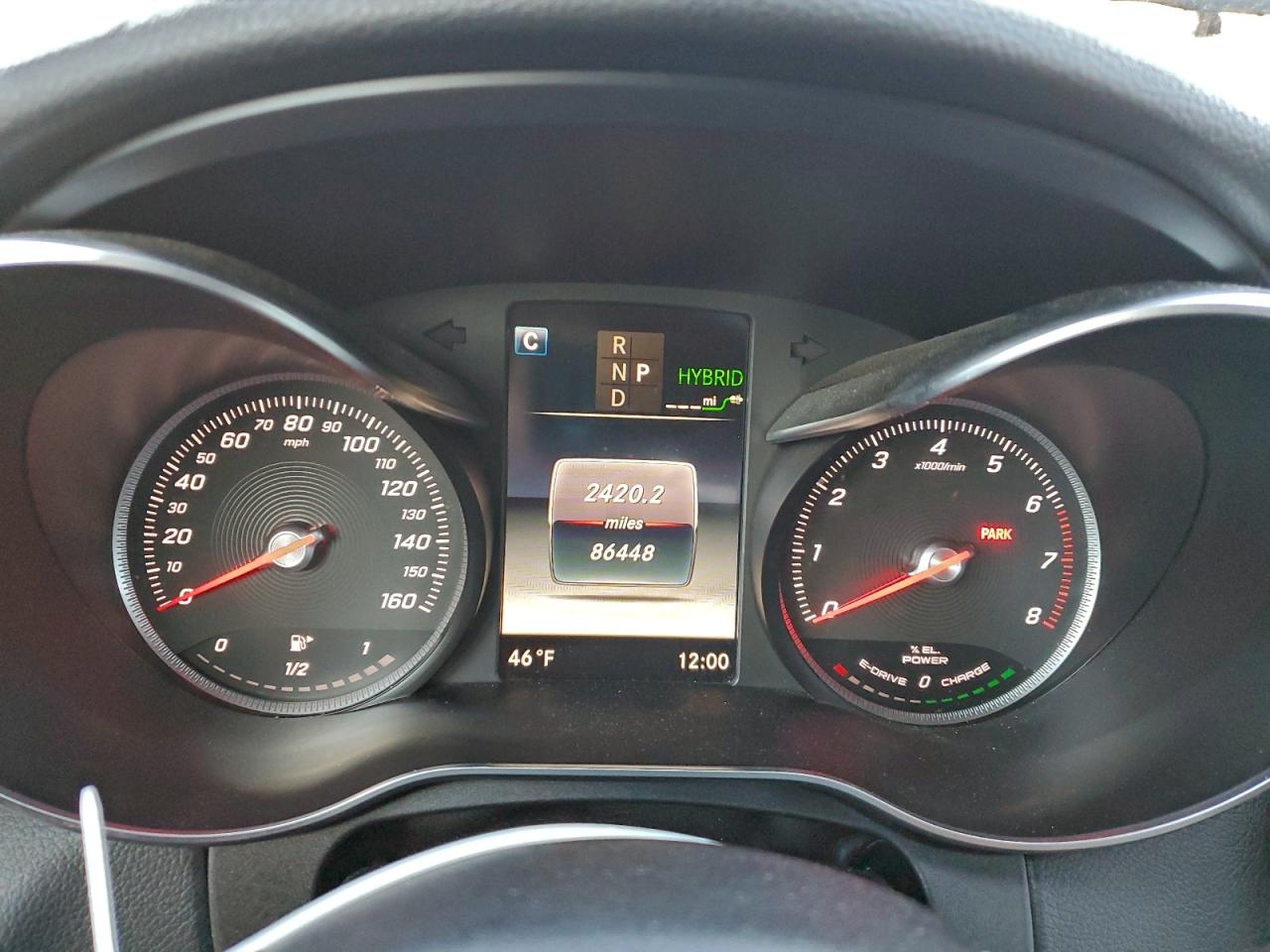 Mercedes-Benz C-Class 350e Image 10