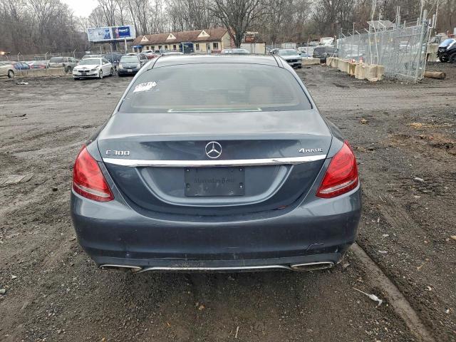 Mercedes-Benz C-Class 300 4matic Image 7