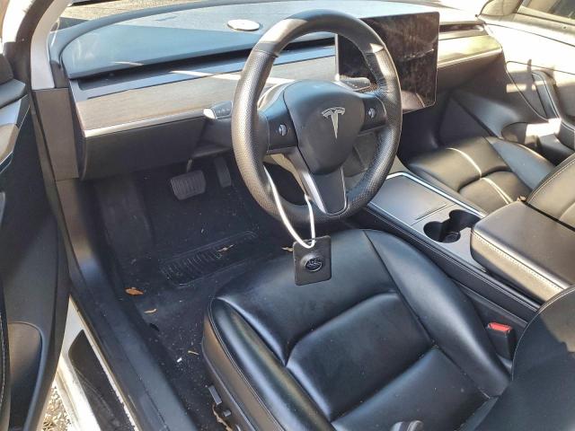 Tesla Model 3 Image 9