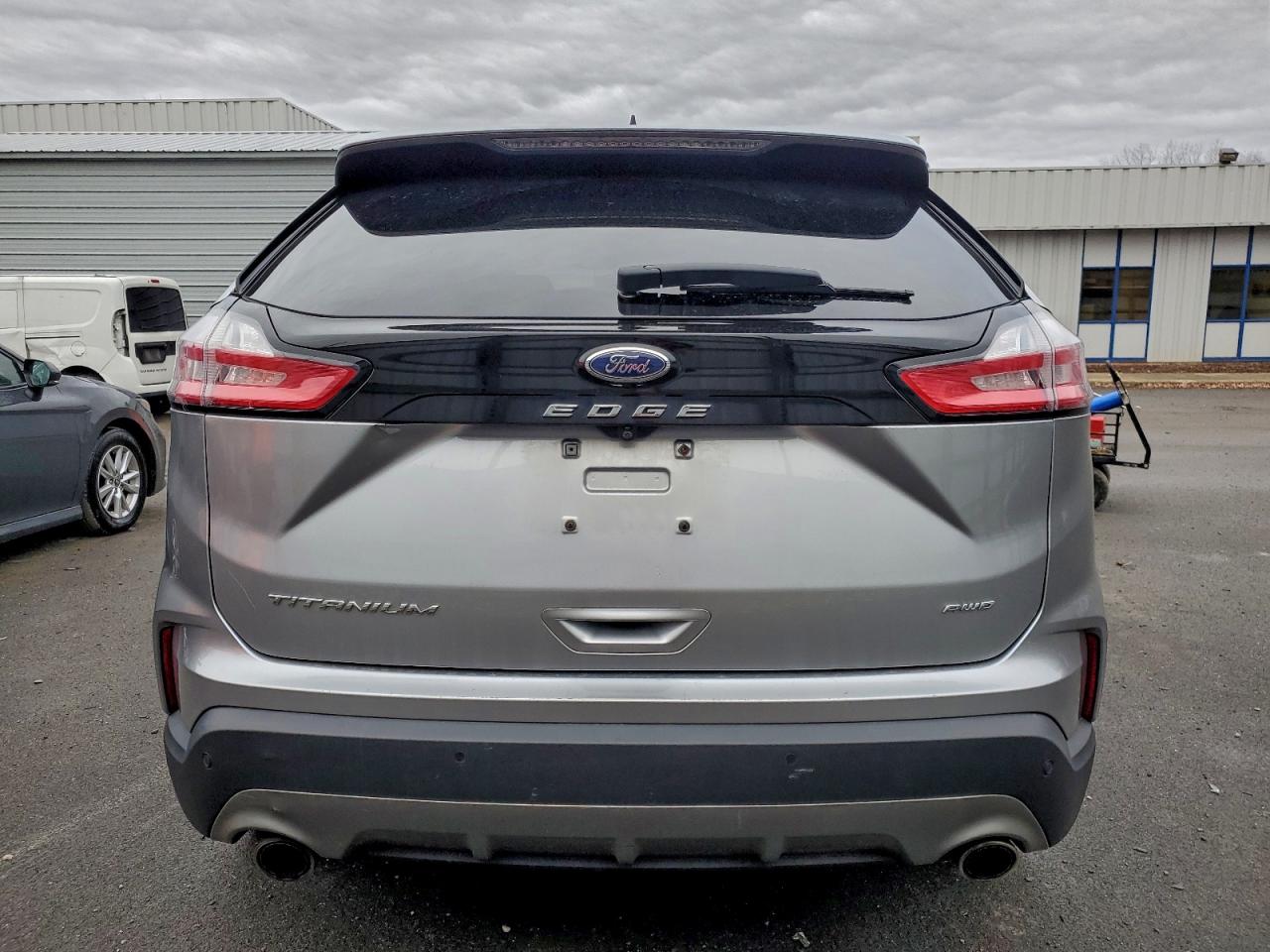 Ford Edge Titanium Image 5