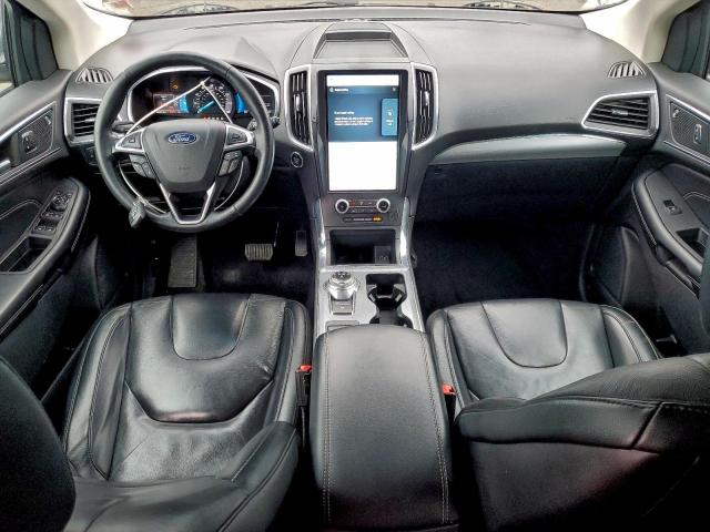 Ford Edge Titanium Image 11