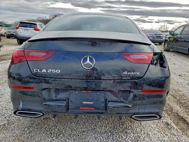 Mercedes-Benz Cla-class 250 4matic Image 4